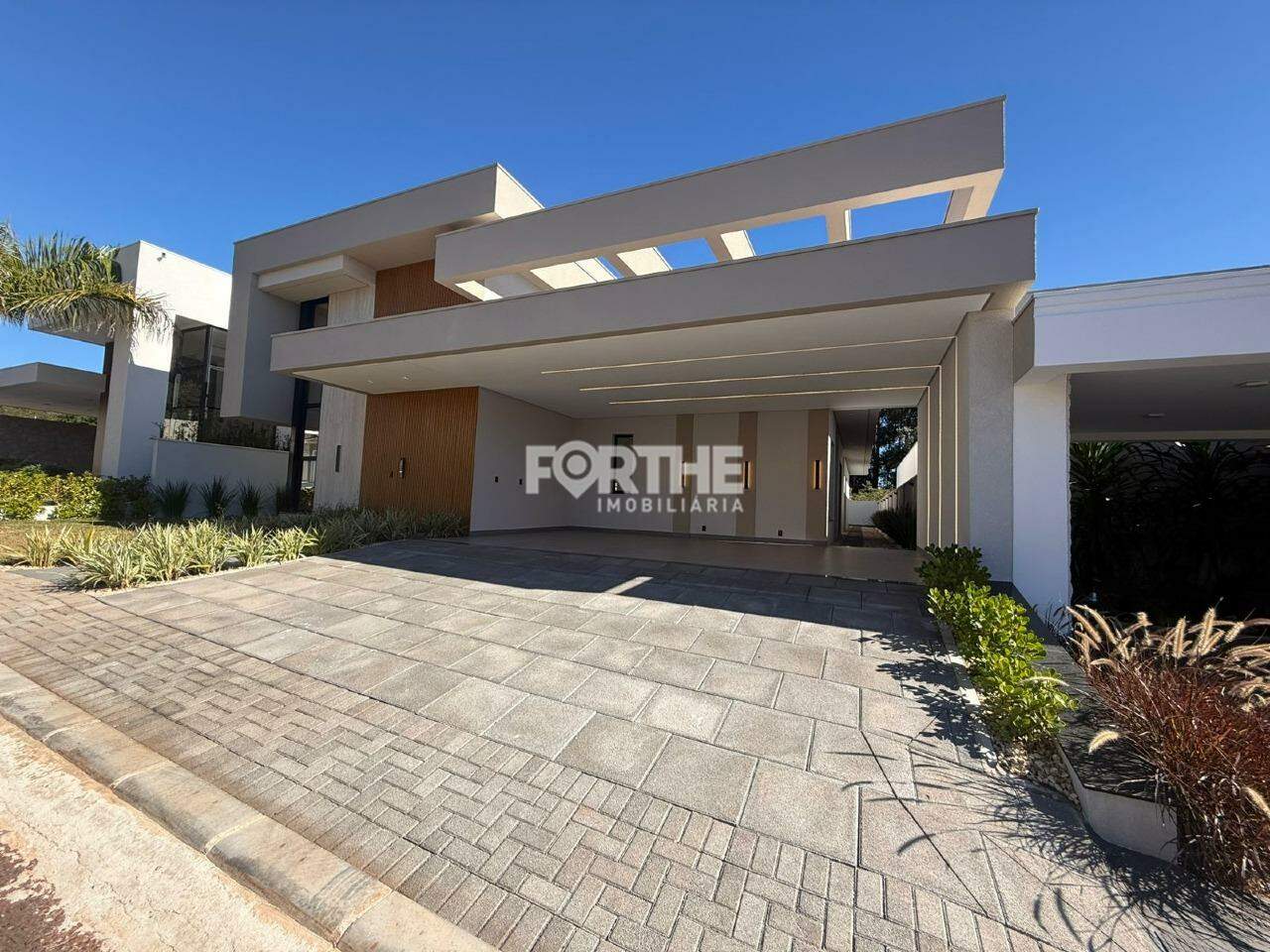 Casa em Condomínio à venda no Recanto Tropical: 