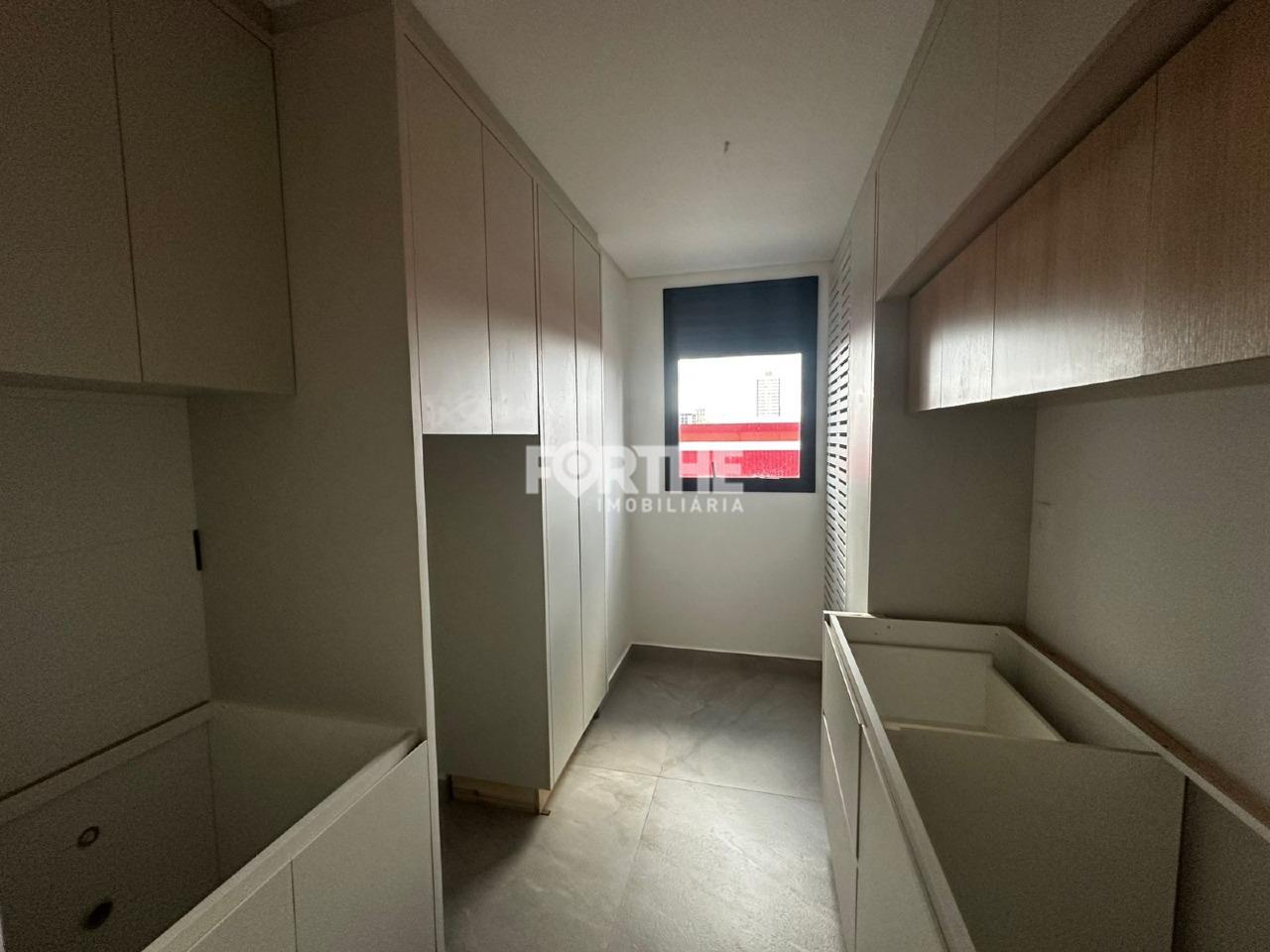 Apartamento à venda no Coqueiral: 