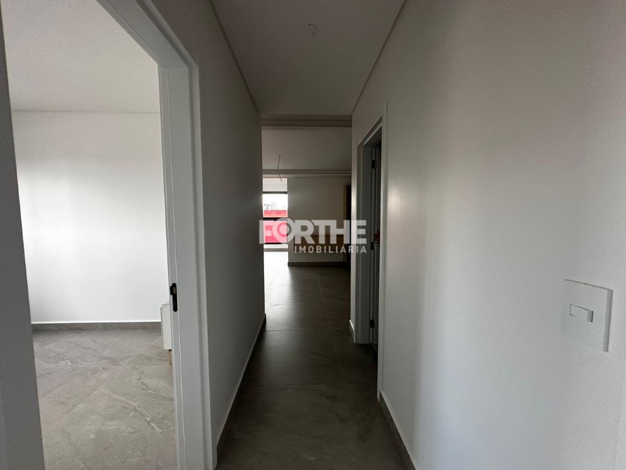 Apartamento à venda no Coqueiral: 