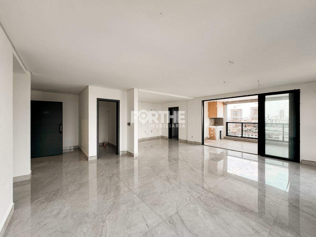 Apartamento 3 Dormitórios Coqueiral 174m²