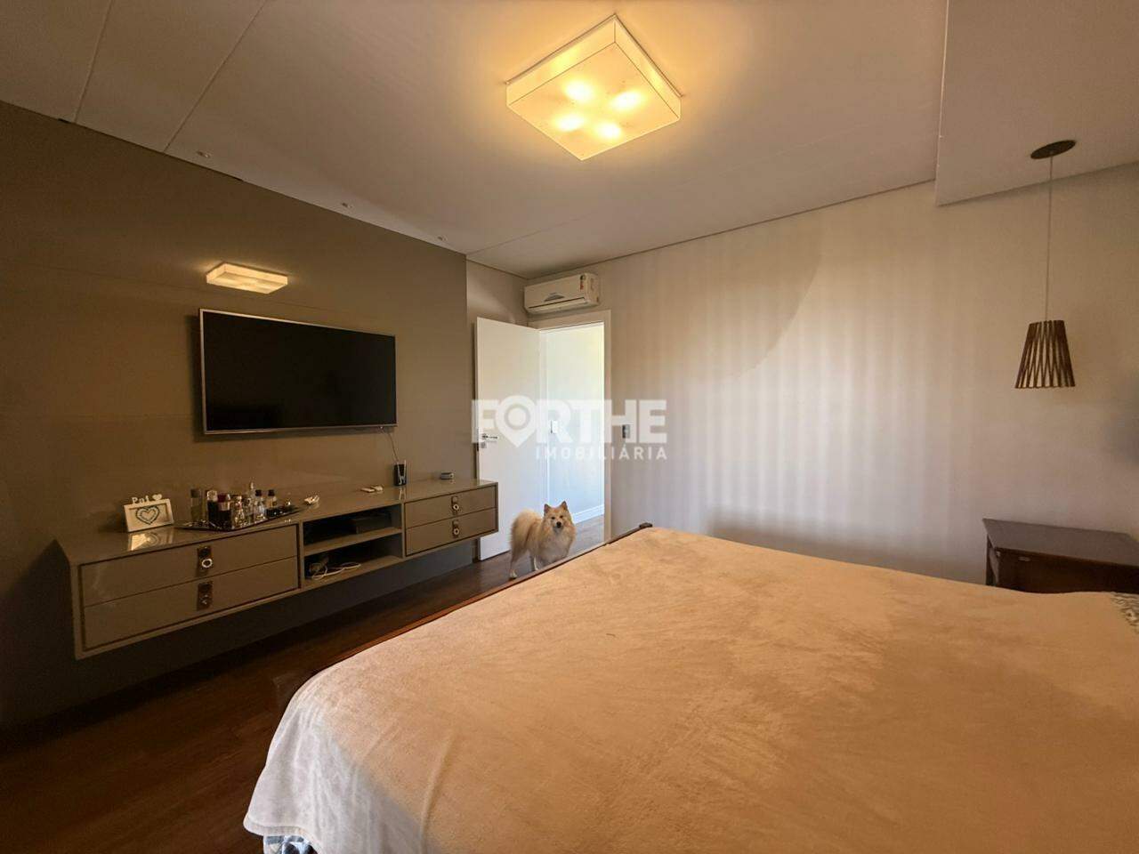 Sobrado em condomínio à venda no Country: 