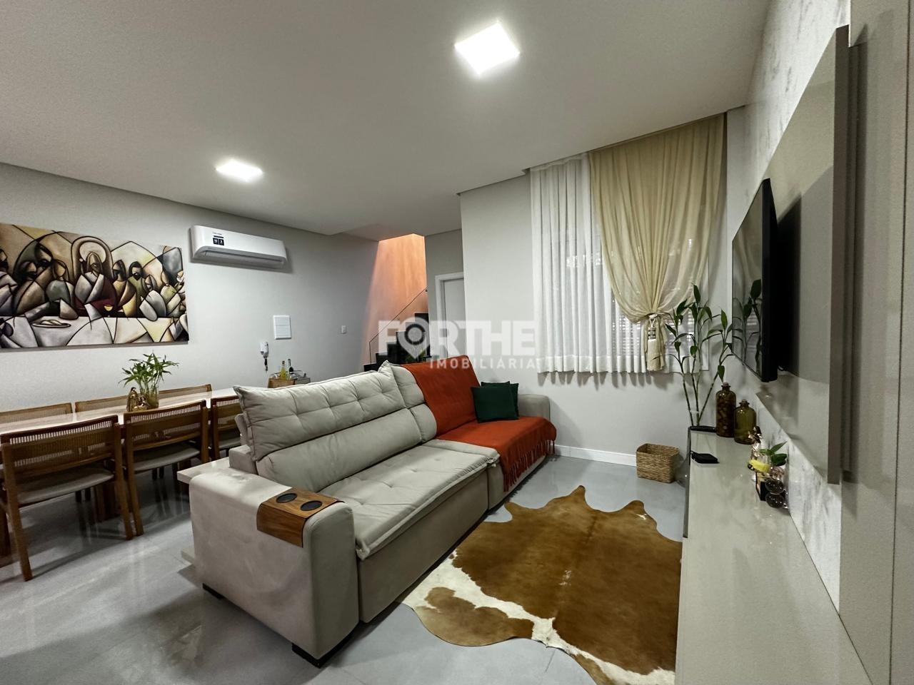 Sobrado à venda no Neva: 