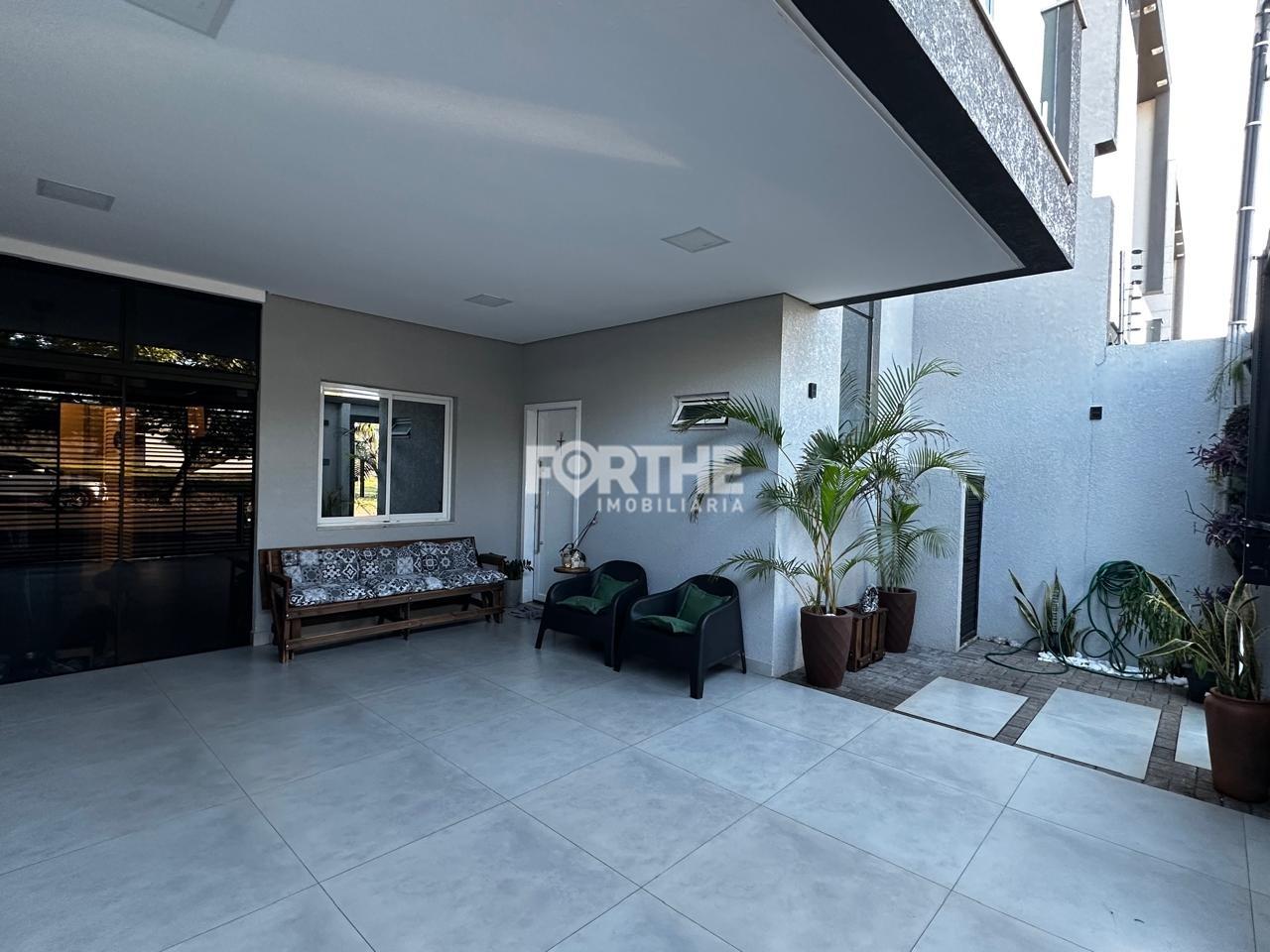 Sobrado à venda no Neva: 