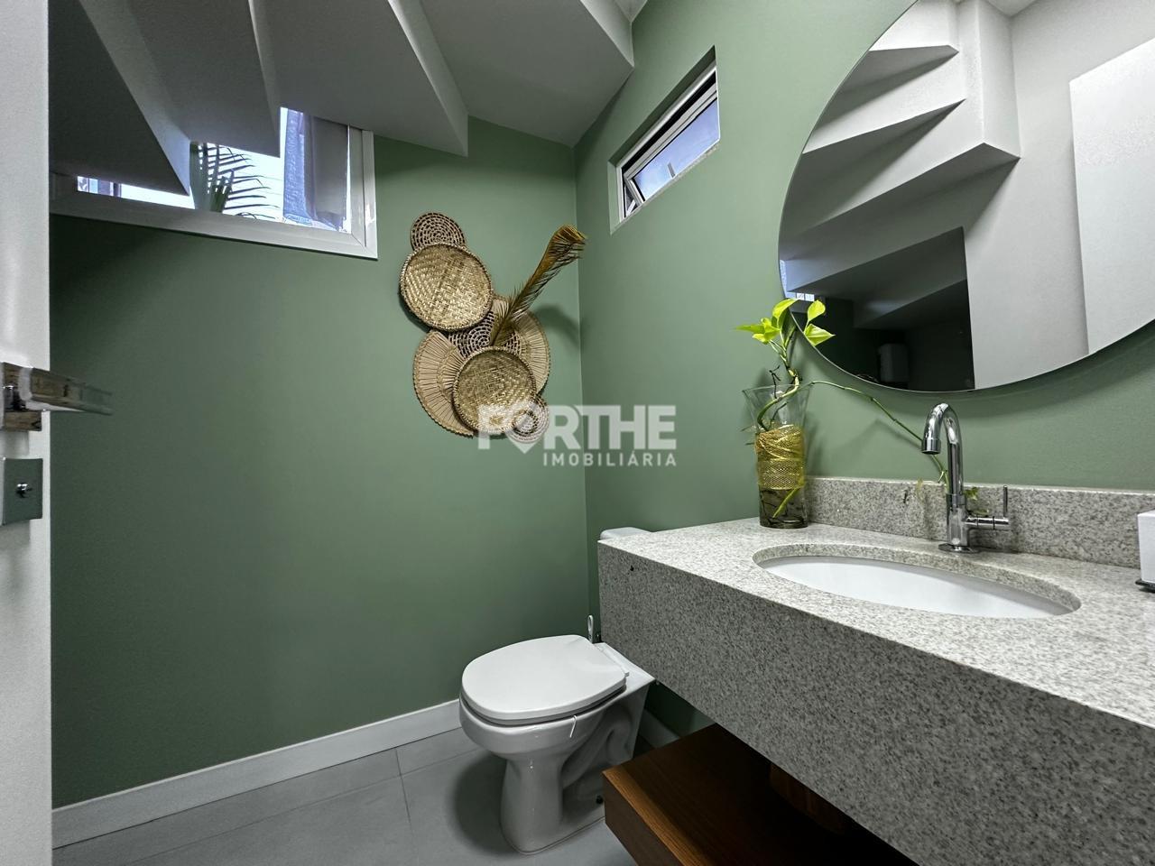 Sobrado à venda no Neva: 