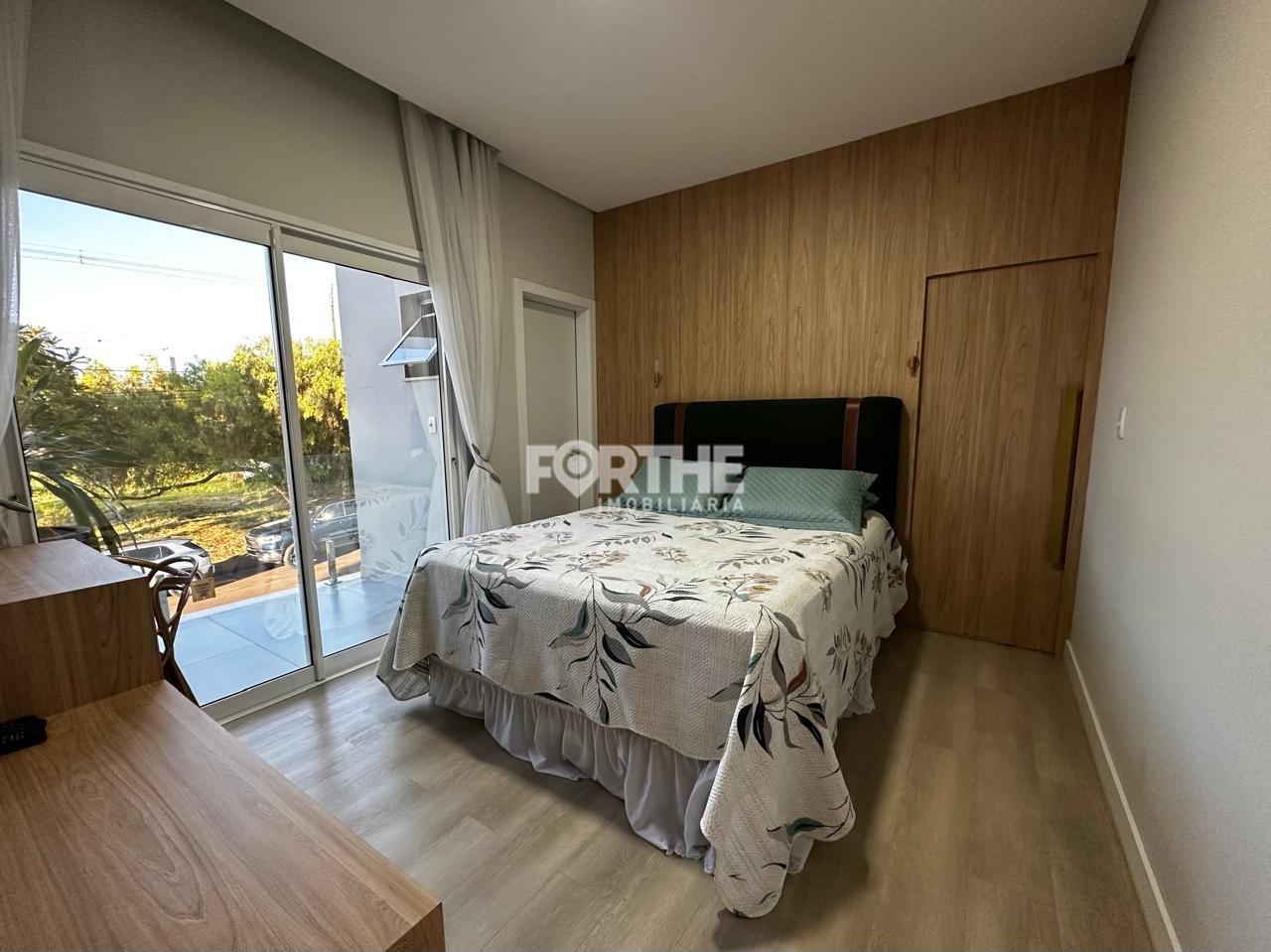 Sobrado à venda no Neva: 