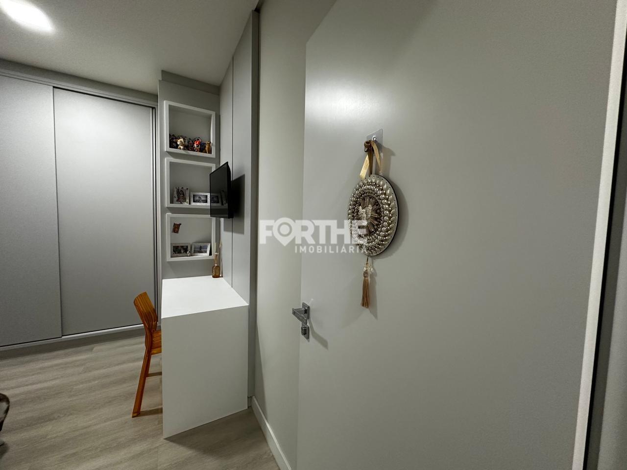 Sobrado à venda no Neva: 