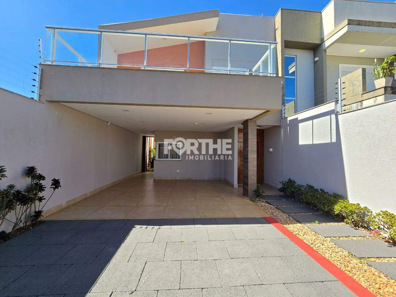 Sobrado 3 Dormitórios Pioneiros Catarinenses 315m²