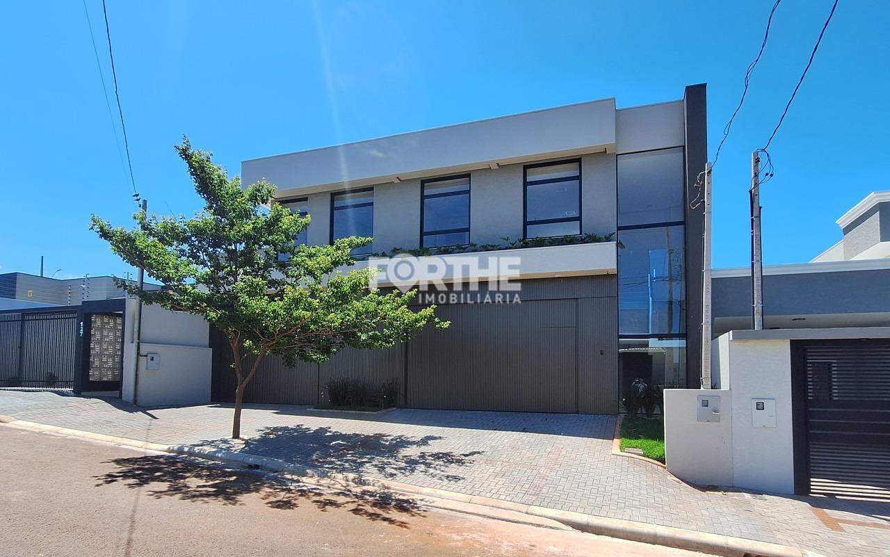 Sobrado 3 Dormitórios Paim 184m²