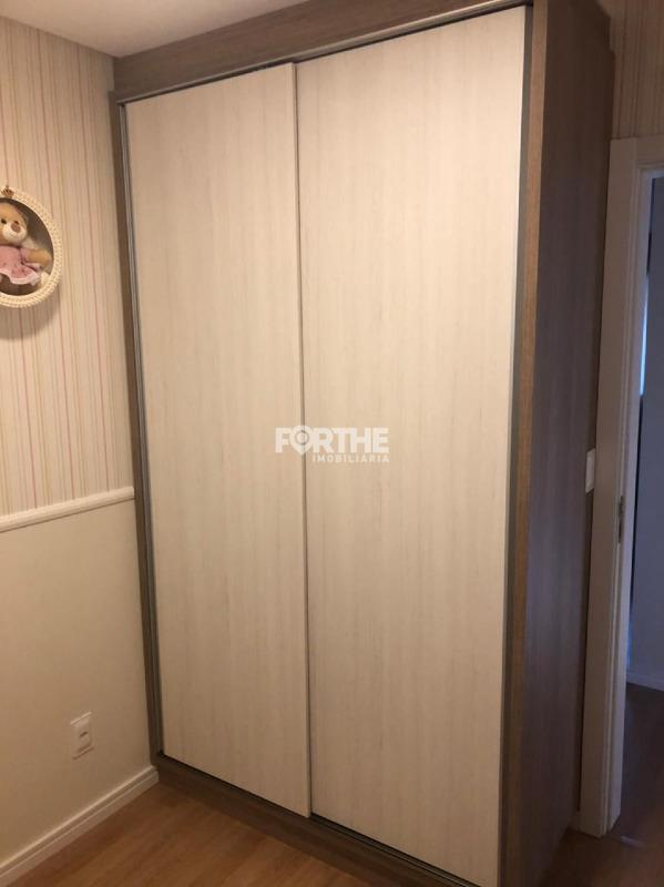 Apartamento à venda no Coqueiral: