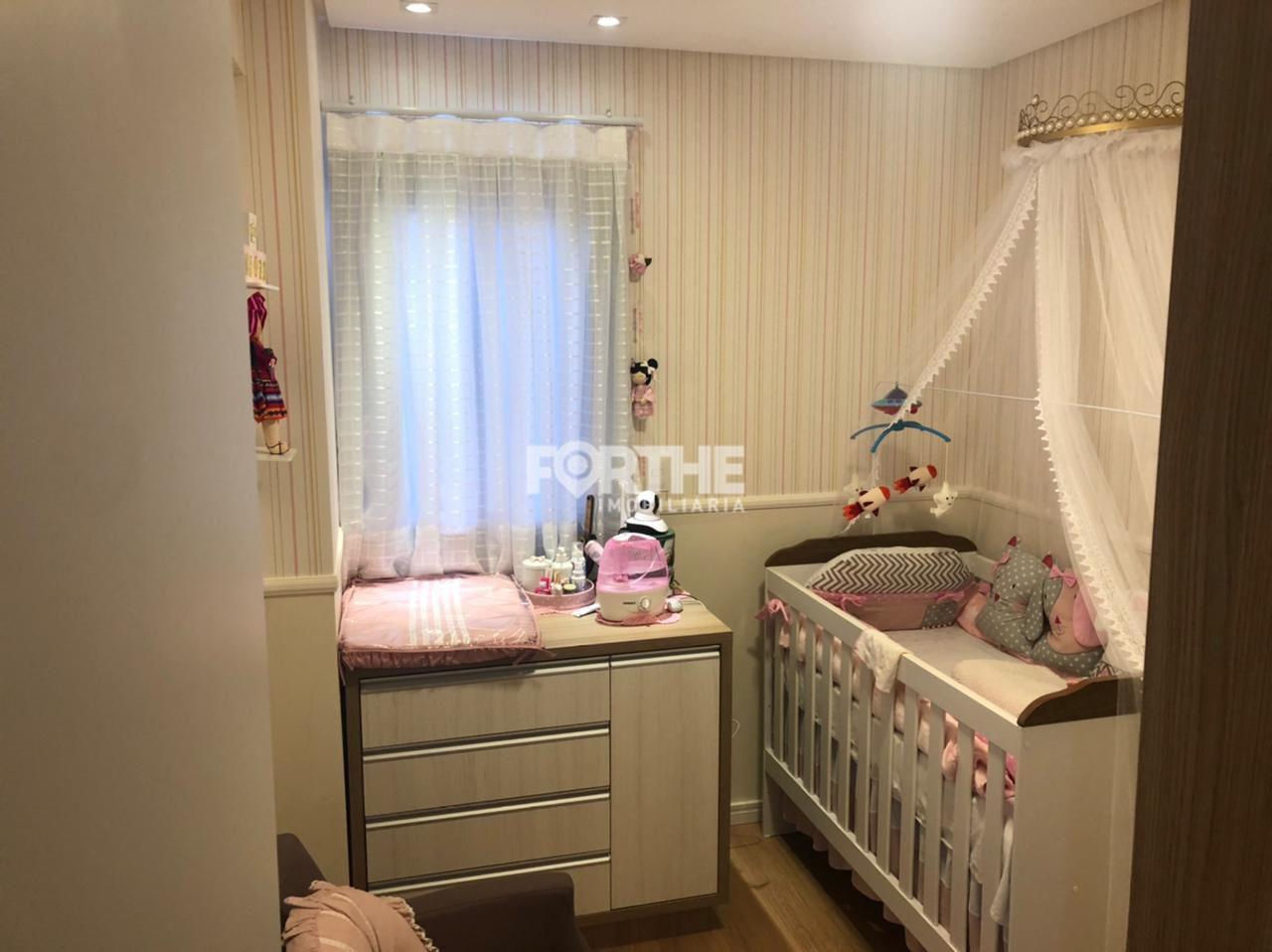 Apartamento à venda no Coqueiral: