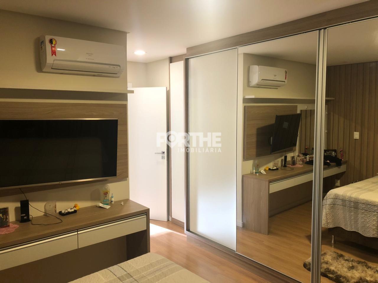 Apartamento à venda no Coqueiral: