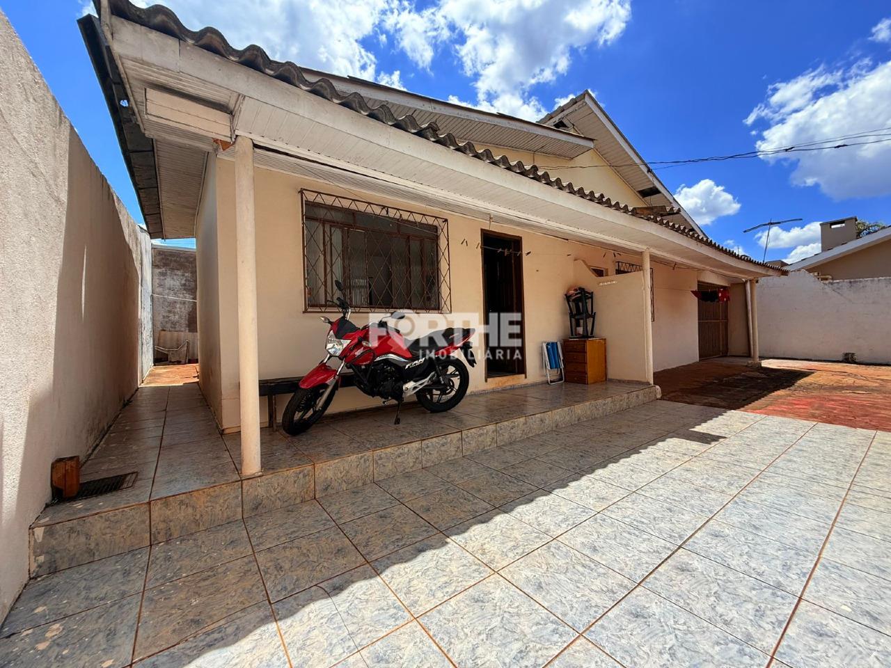 Casa à venda no Universitário: Kitnet 2