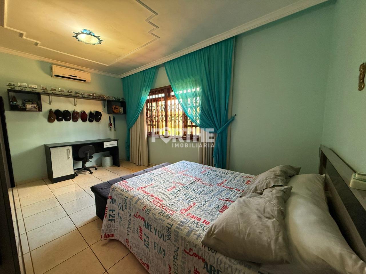 Casa à venda no Universitário: Quarto 2