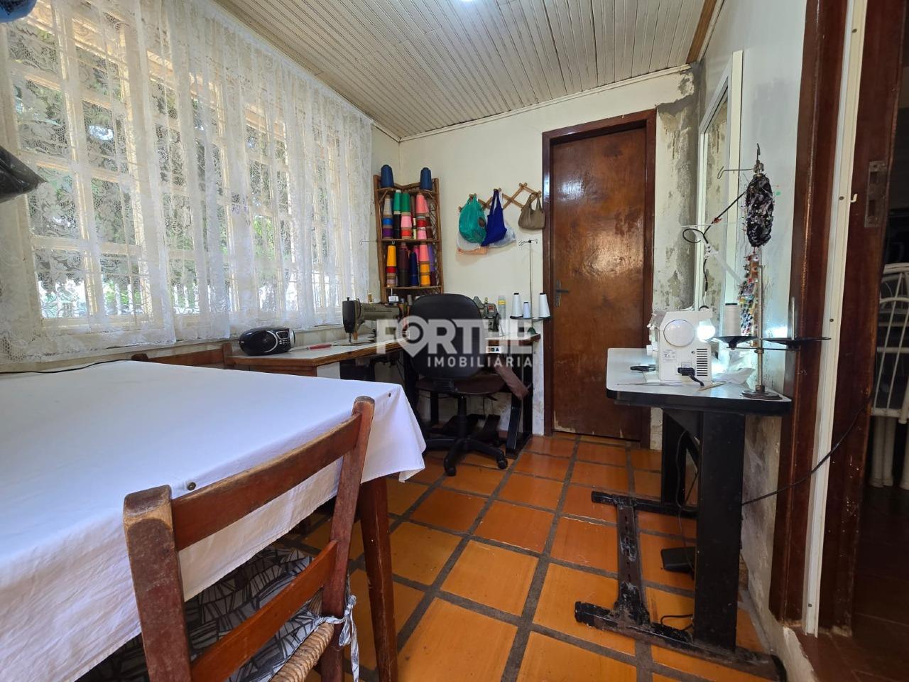 Casa à venda no Recanto Tropical: 