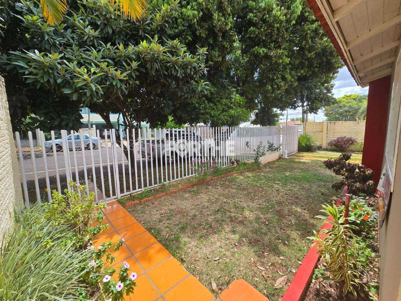 Casa à venda no Recanto Tropical: 