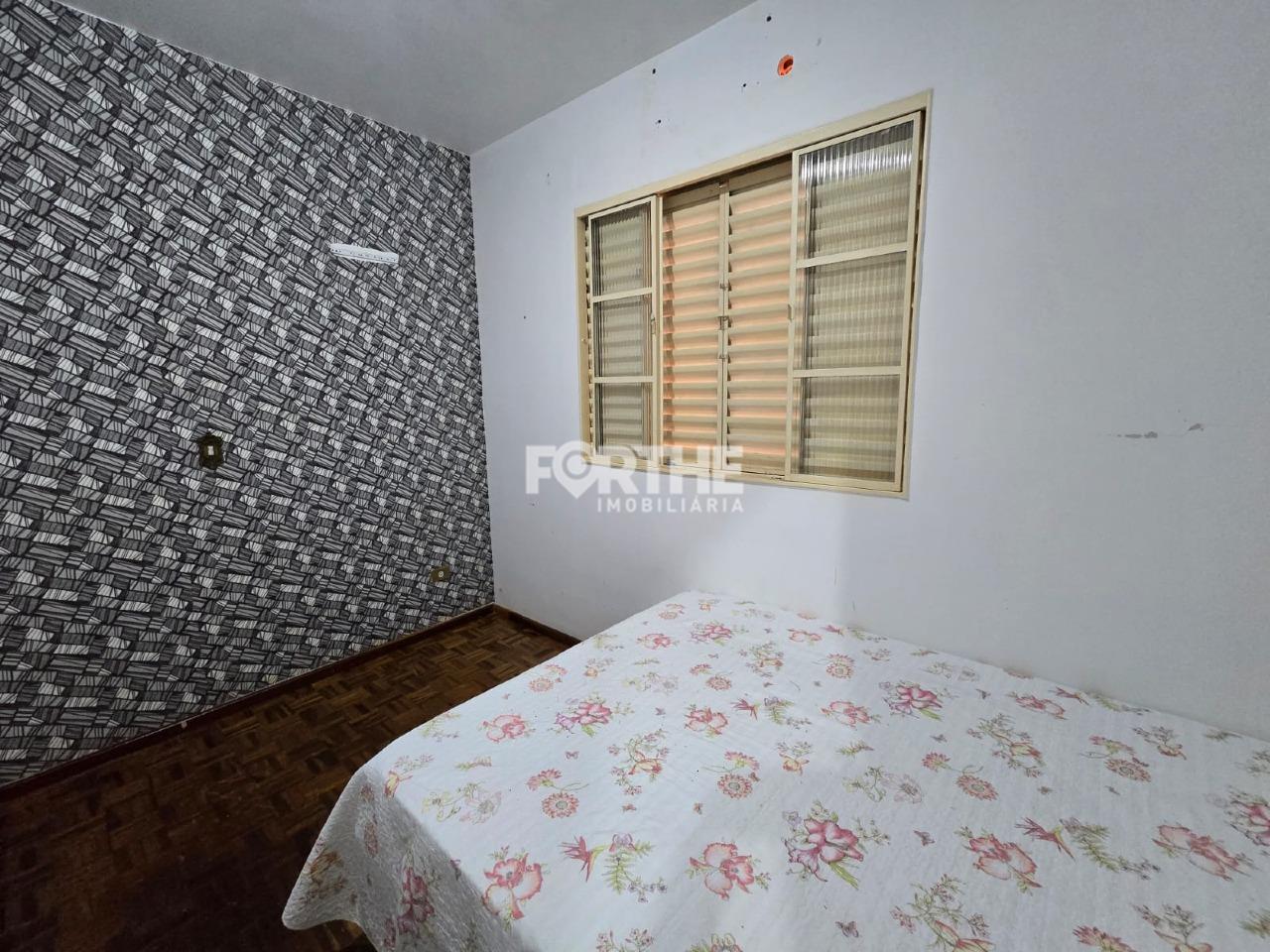 Casa à venda no Recanto Tropical: 