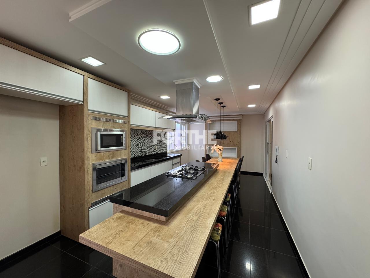 Casa à venda no Neva: 