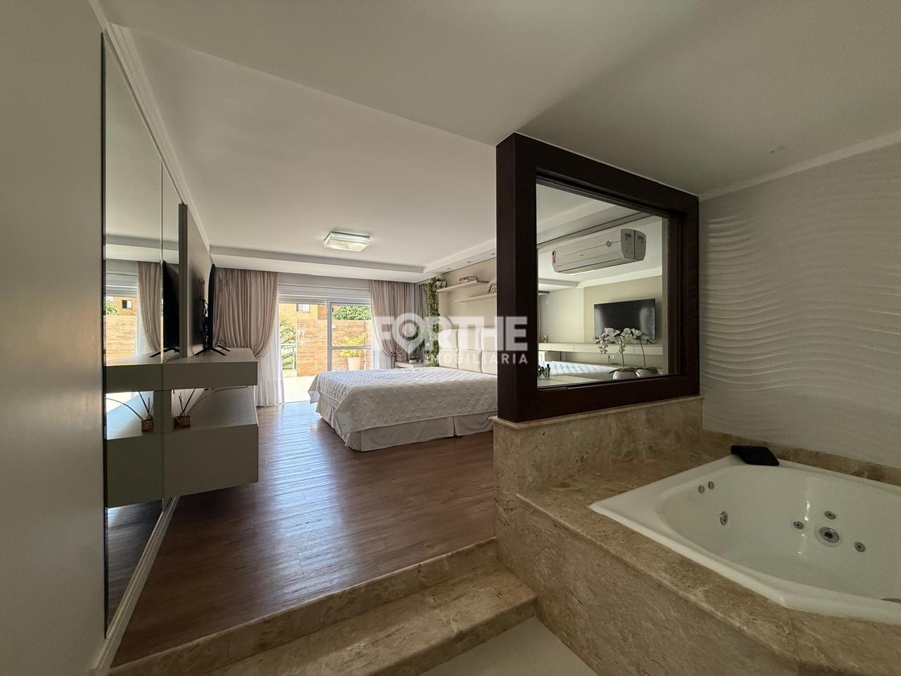 Sobrado em condomínio à venda no Country: 