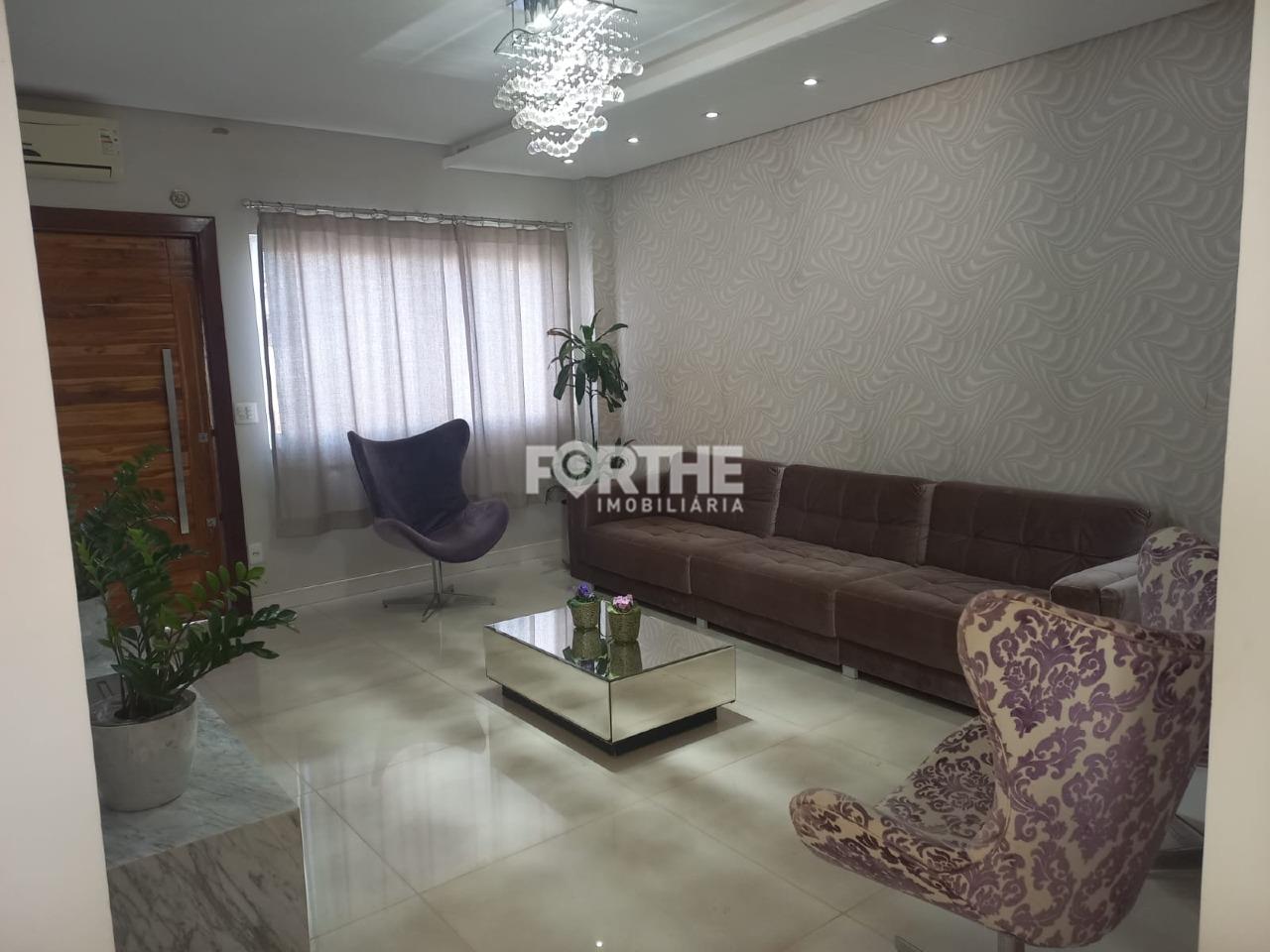 Sobrado em condomínio à venda no Cataratas: 