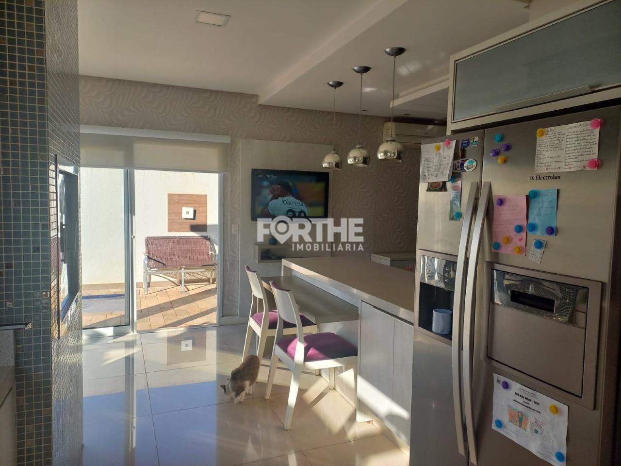 Sobrado em condomínio à venda no Cataratas: