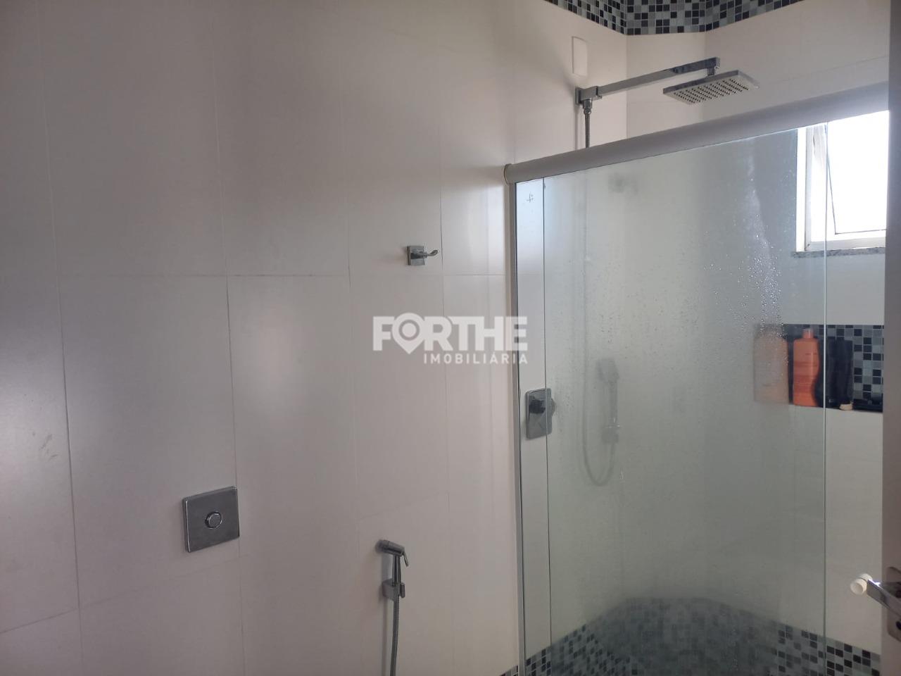 Sobrado em condomínio à venda no Cataratas: