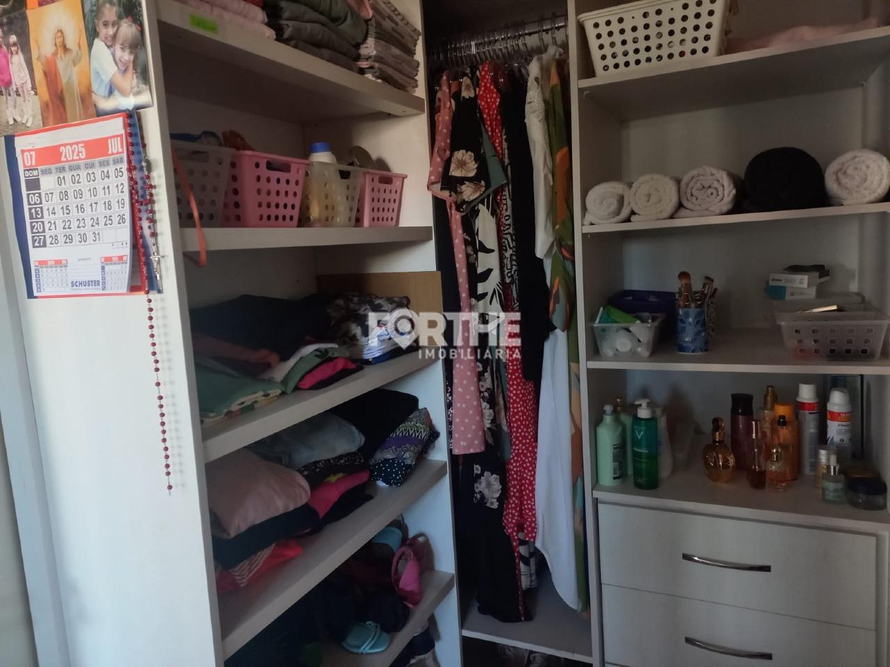 Sobrado em condomínio à venda no Cataratas: