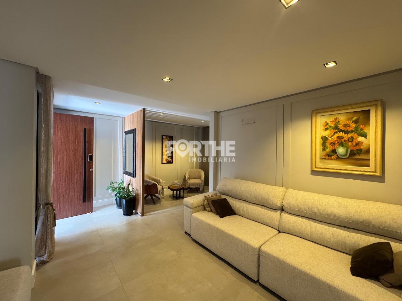 Sobrado em condomínio à venda no Country: 