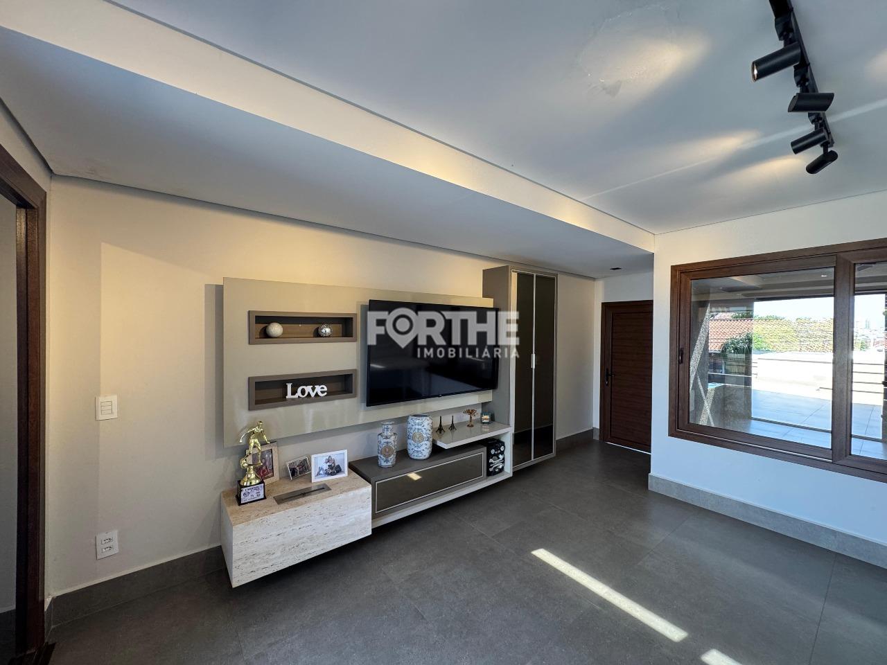 Sobrado em condomínio à venda no Country: 