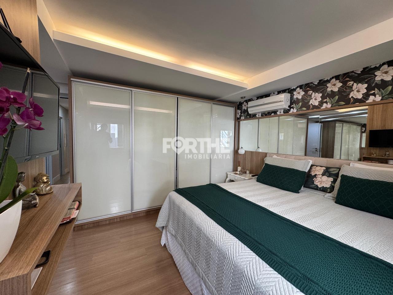 Sobrado em condomínio à venda no Country: 