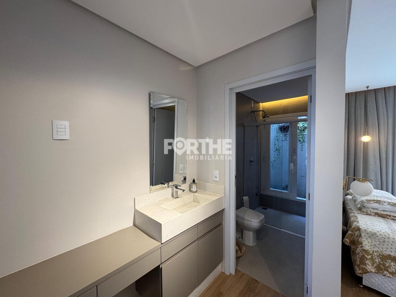 Sobrado em condomínio à venda no Country: 