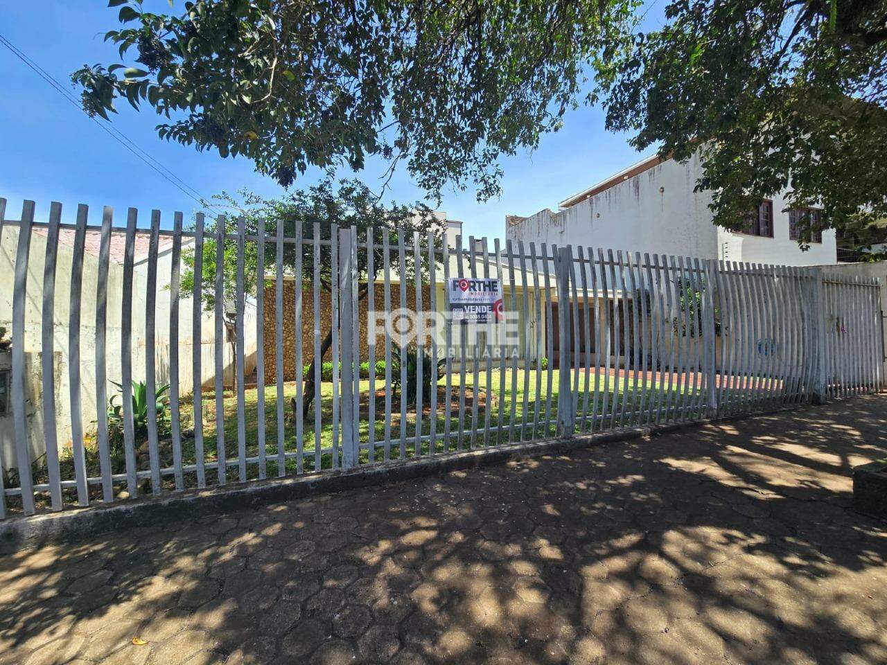 Casa à venda no Centro: 