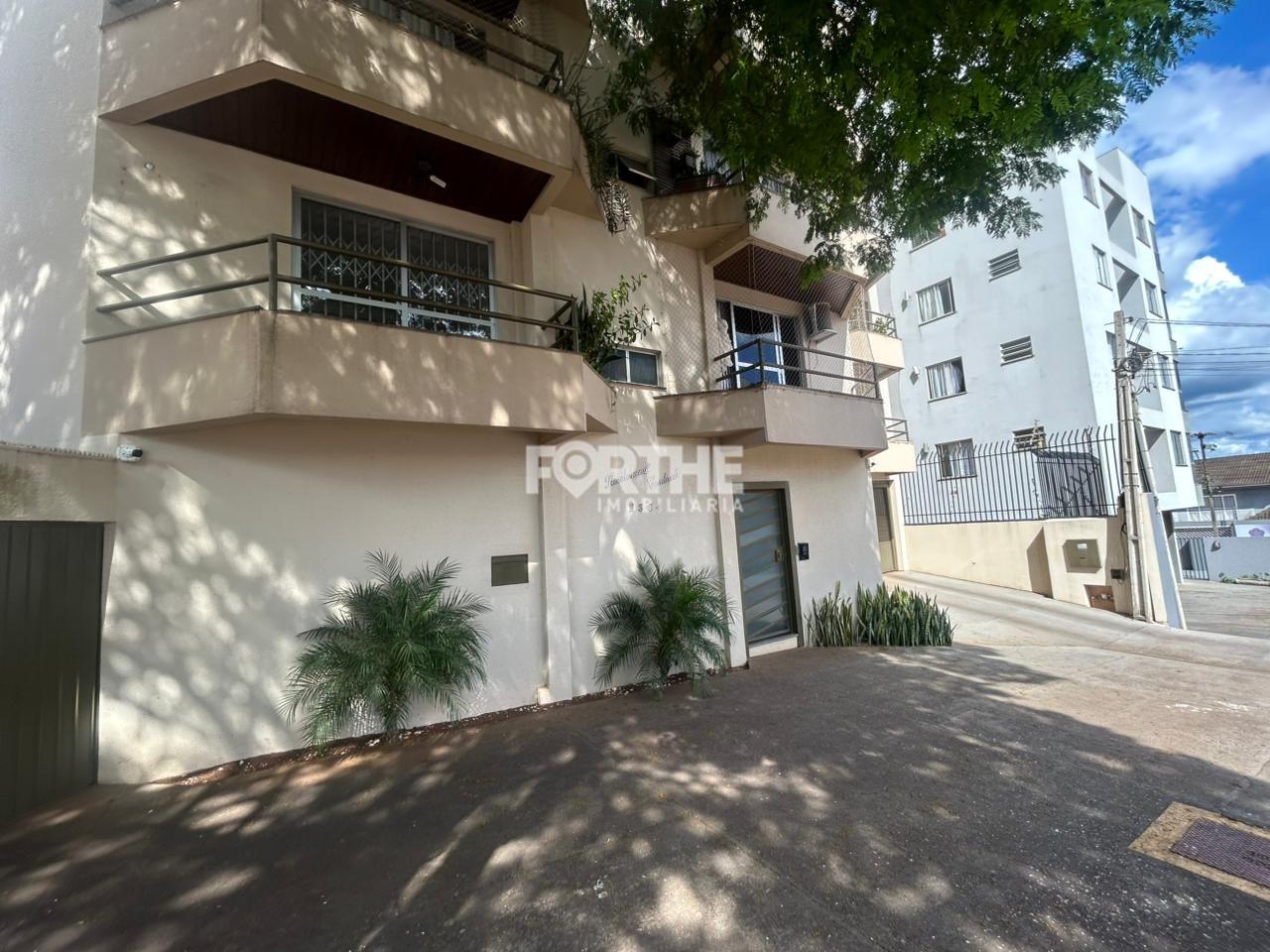 Apartamento para aluguel no Centro: FACHADA