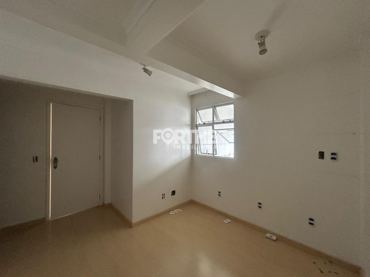 Apartamento para aluguel no Centro: QUARTO 03