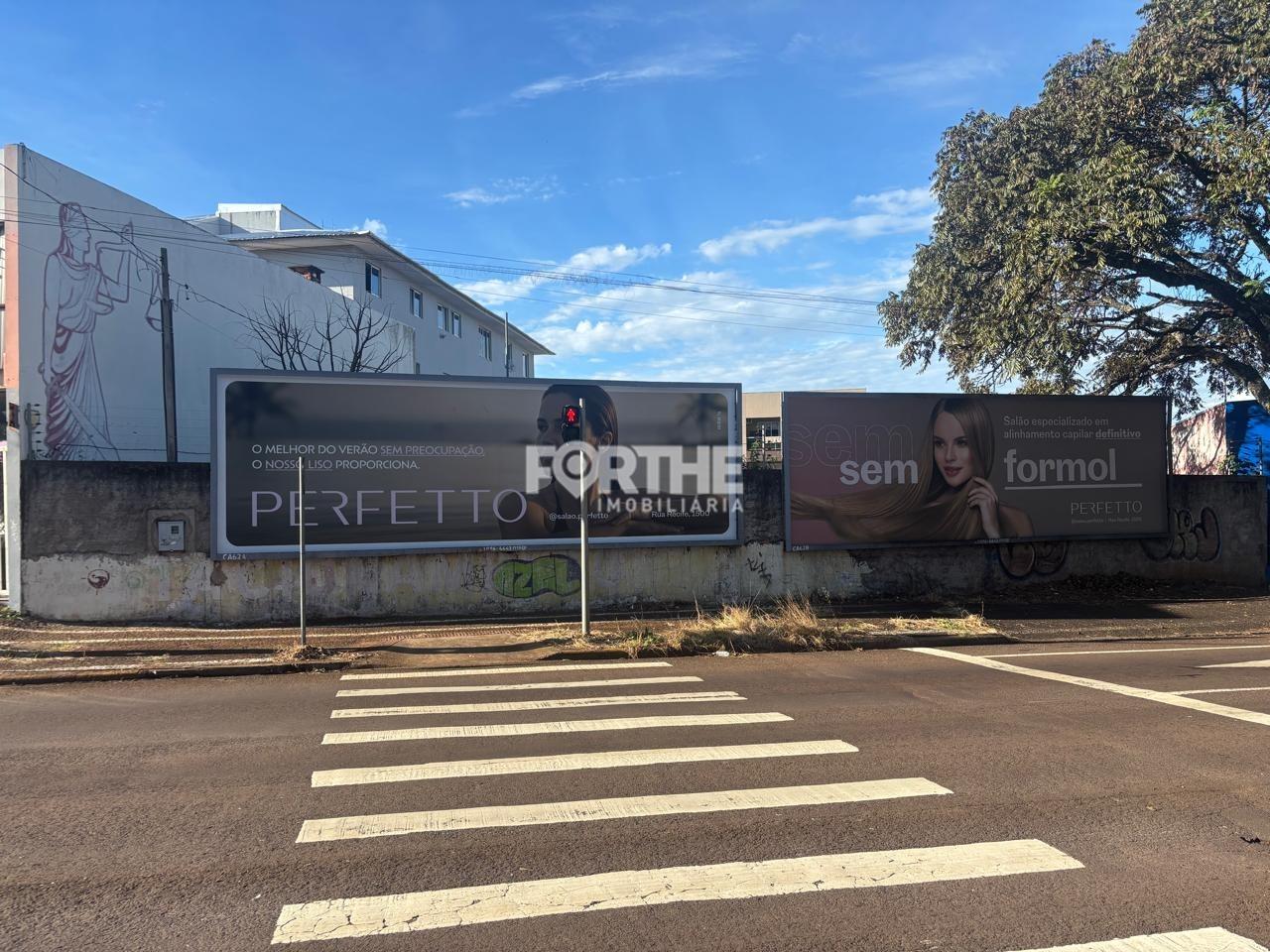 Terreno à venda no Centro: 