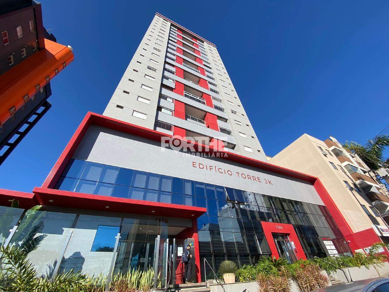 Apartamento à venda no Coqueiral: 