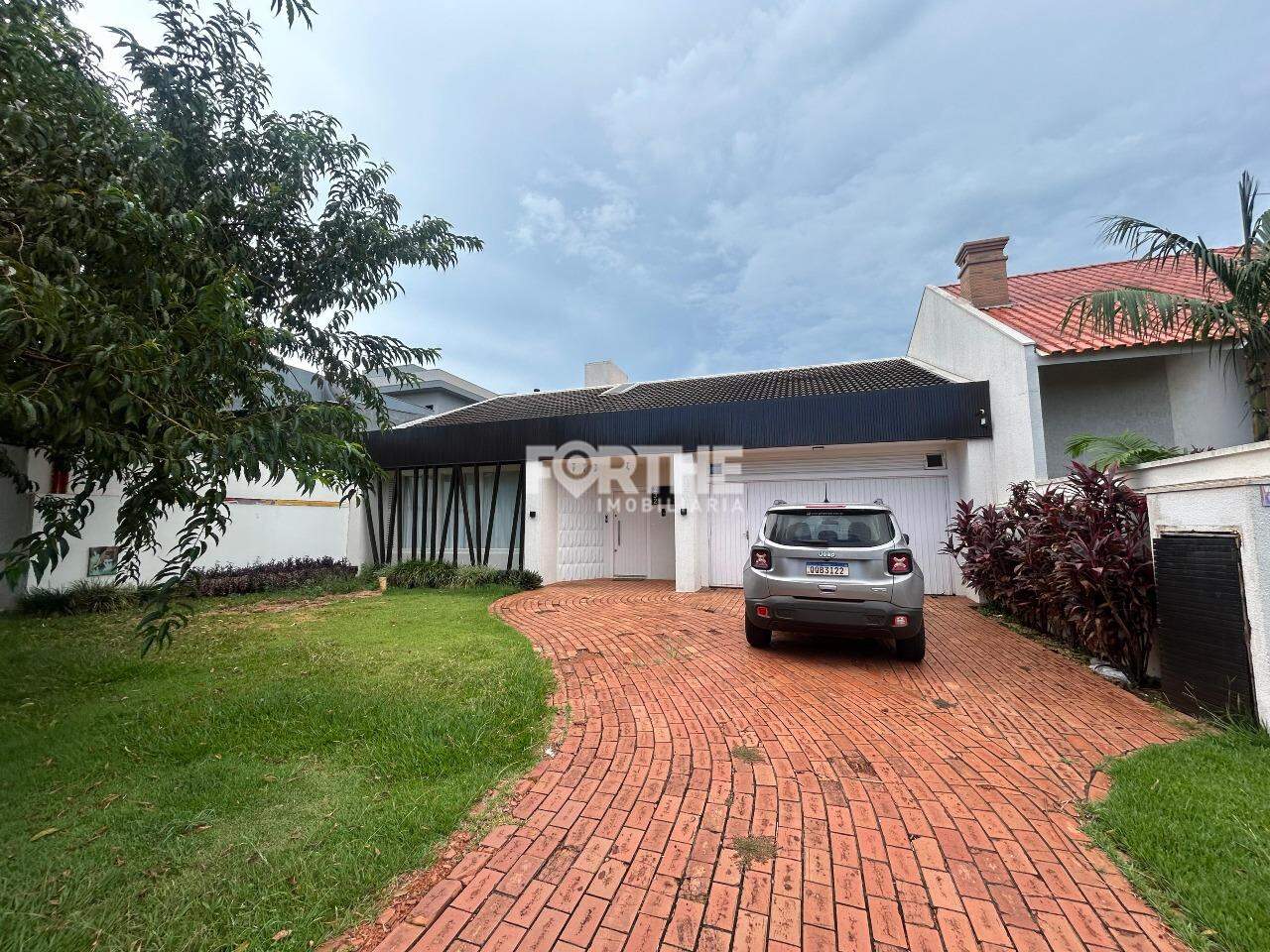 Sobrado 3 Dormitórios Recanto Tropical 471m²