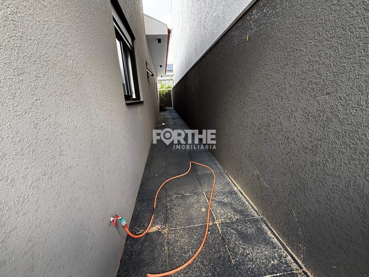 Casa em Condomínio à venda no Cancelli: 