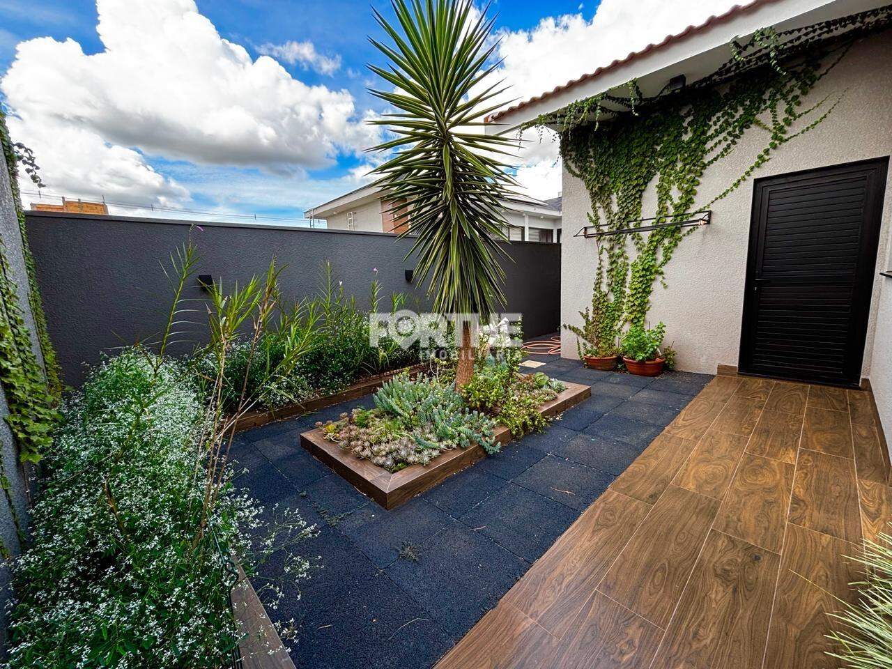 Casa em Condomínio à venda no Cancelli: 