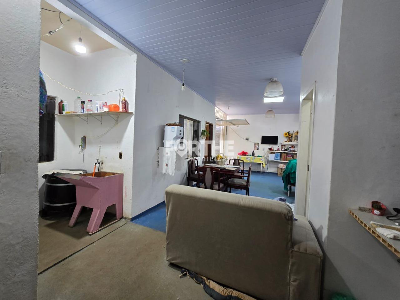 Casa à venda no Continental Park: 