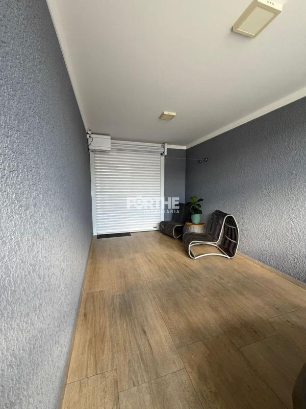 Sobrado à venda no Recanto Tropical: 