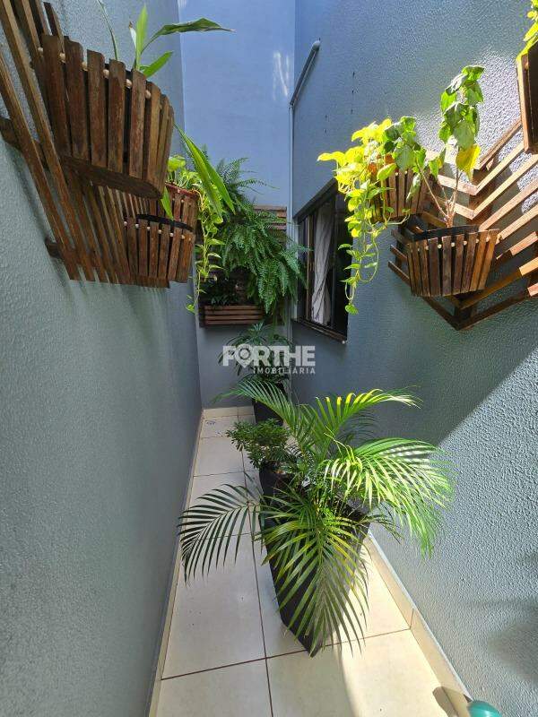 Sobrado à venda no Continental Park: 