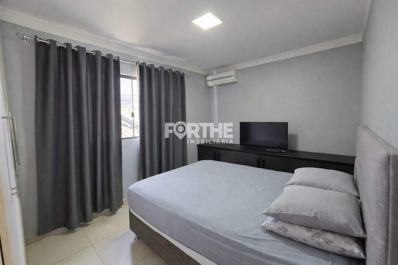 Sobrado à venda no Continental Park: 