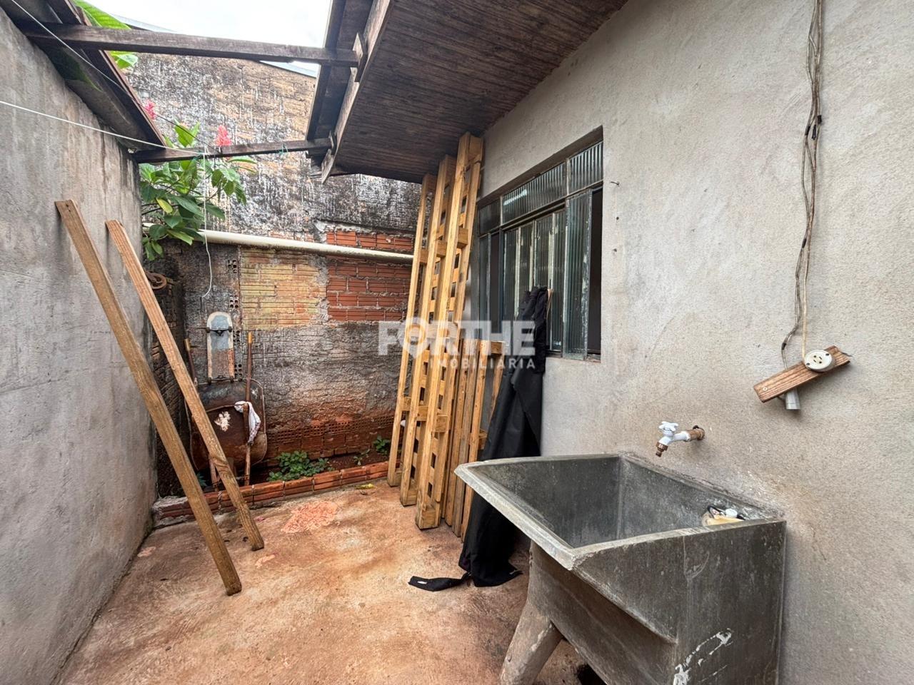 Casa para aluguel no Floresta: 