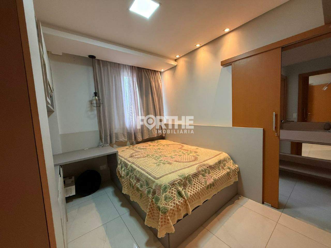 Apartamento à venda no Centro: DEMI SUÍTE