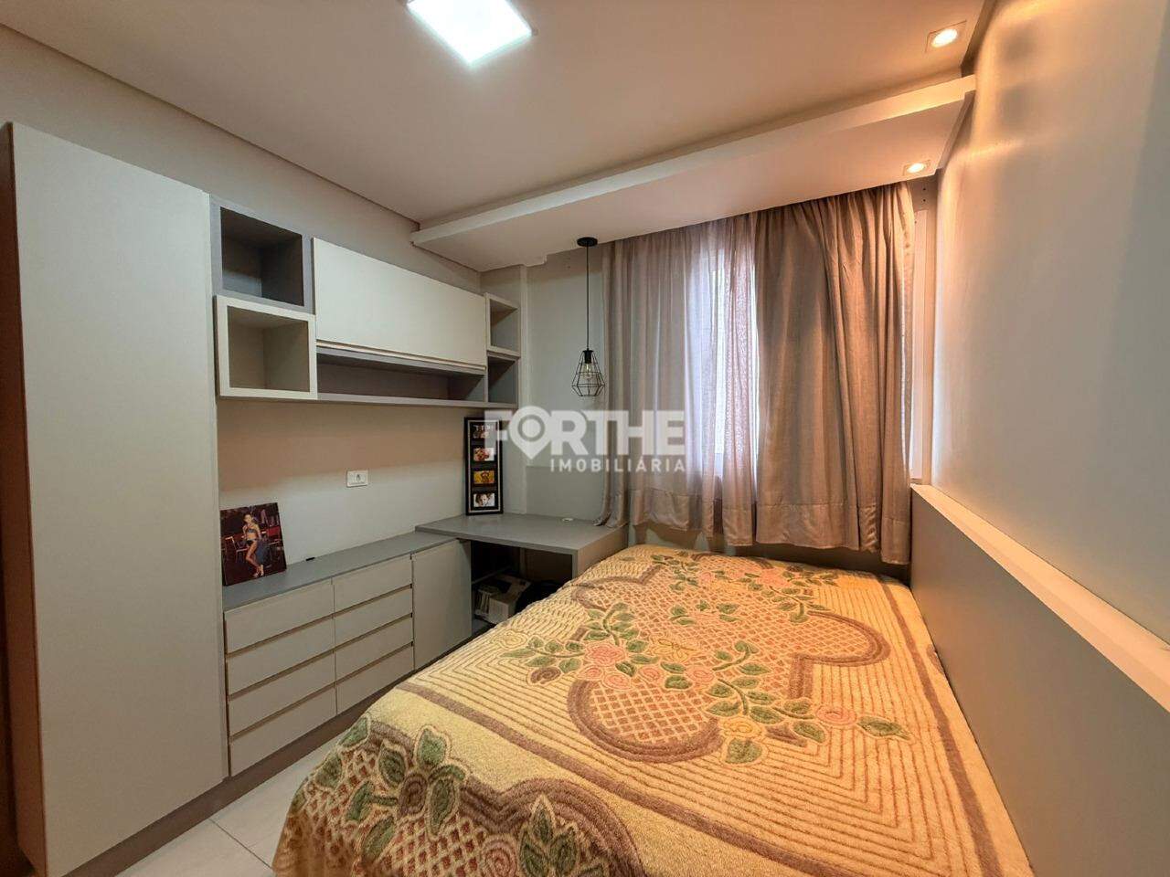 Apartamento à venda no Centro: DEMI SUÍTE