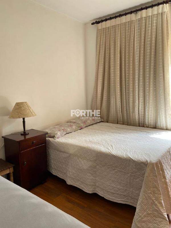 Casa à venda no Centro: 