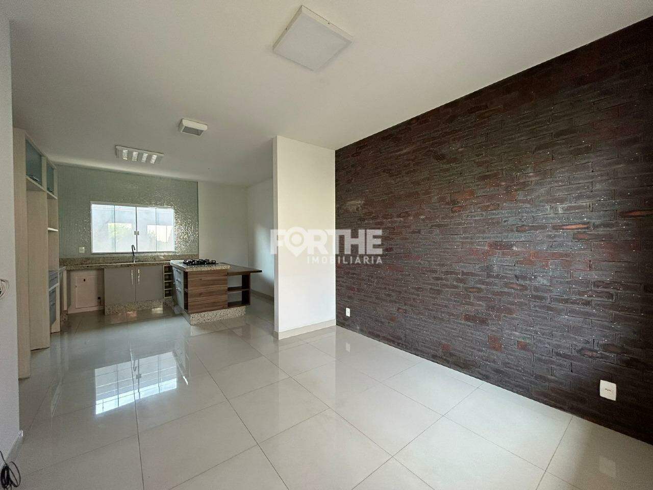 Casa em Condomínio à venda no Brasília: 