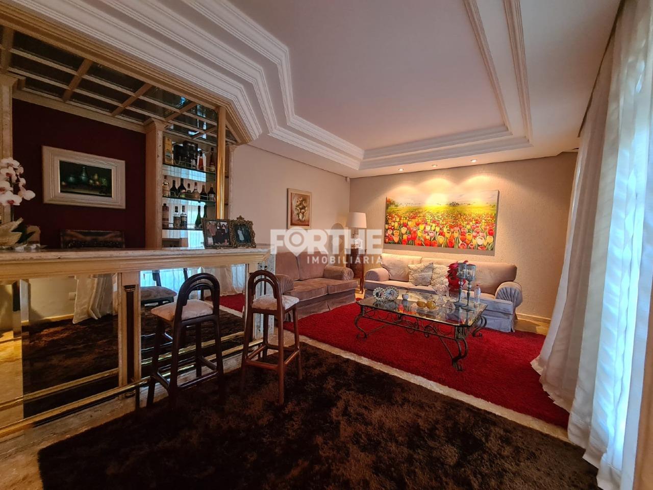 Casa à venda no Centro: 