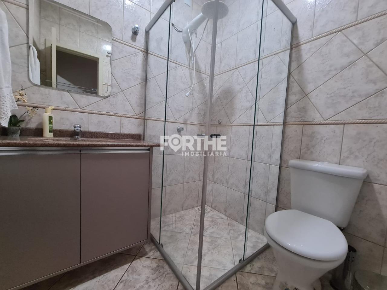 Casa à venda no Centro: 