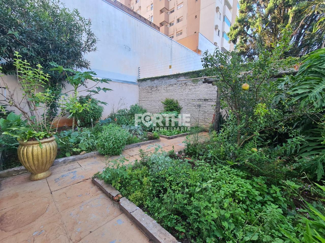 Casa à venda no Centro: 